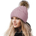 Chapeau de croyance logo oem tricot pom pom